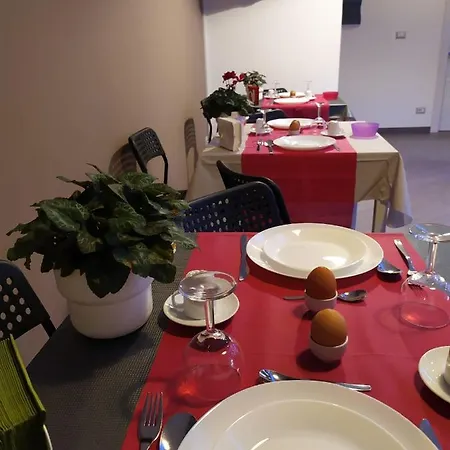 Paladino Oda ve Kahvaltı Giardini Naxos